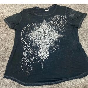 Maurices Tshirt Women Size 1, Cross With Bling, Black Goth Affliction Style